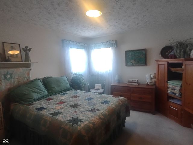 1313 W Roberts Avenue, Marion, IN 46952