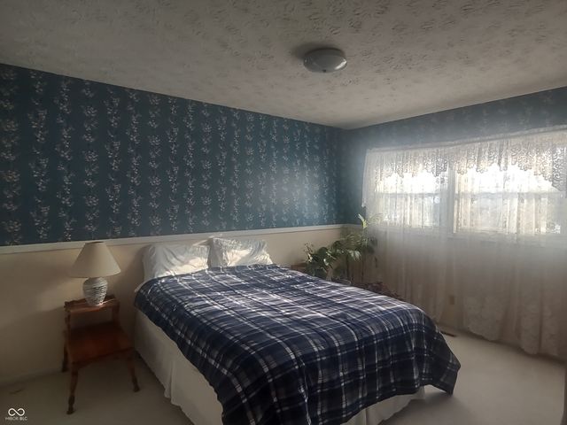 1313 W Roberts Avenue, Marion, IN 46952