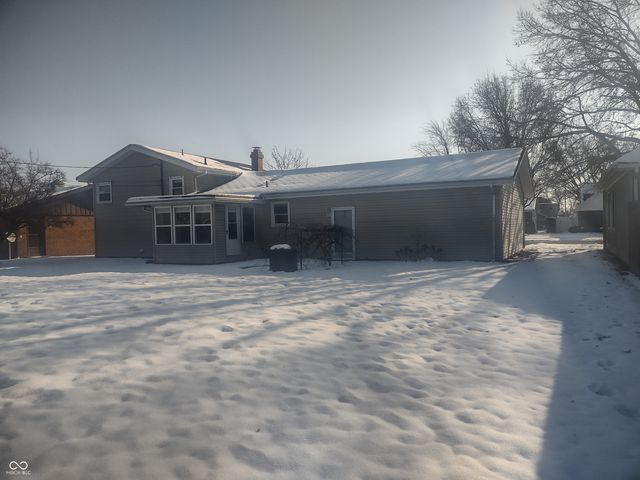 1313 W Roberts Avenue, Marion, IN 46952