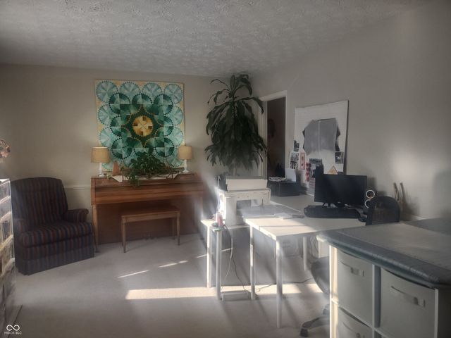 1313 W Roberts Avenue, Marion, IN 46952