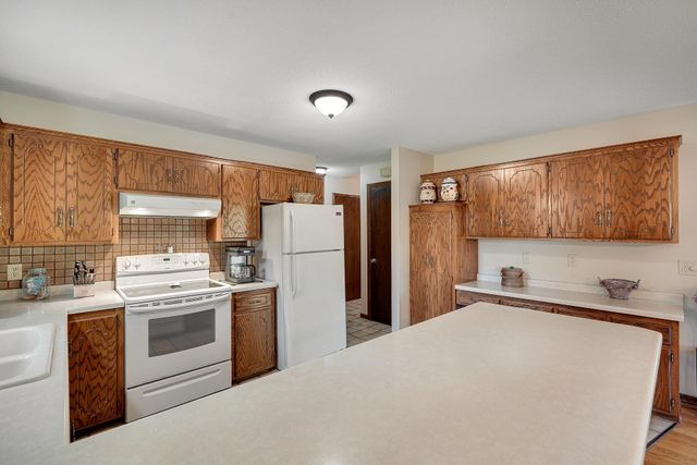 5364 W 132nd Street, Savage, MN 55378
