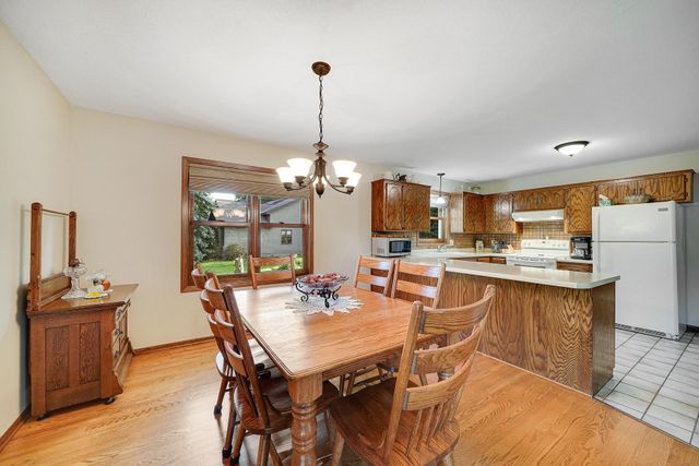 5364 W 132nd Street, Savage, MN 55378