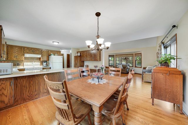 5364 W 132nd Street, Savage, MN 55378
