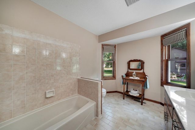 5364 W 132nd Street, Savage, MN 55378