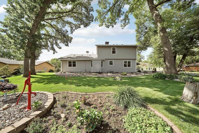 5364 W 132nd Street, Savage, MN 55378