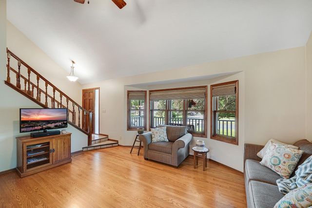 5364 W 132nd Street, Savage, MN 55378