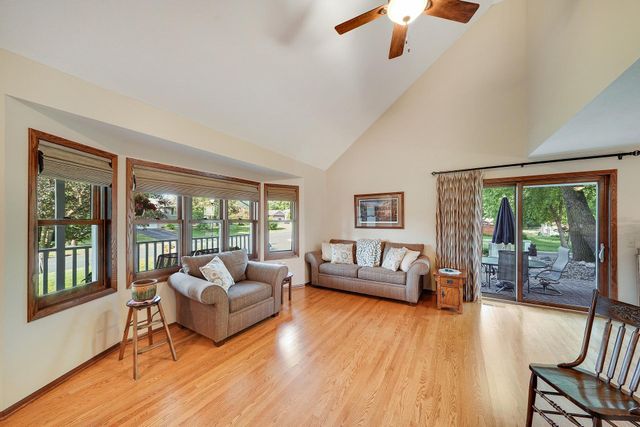 5364 W 132nd Street, Savage, MN 55378