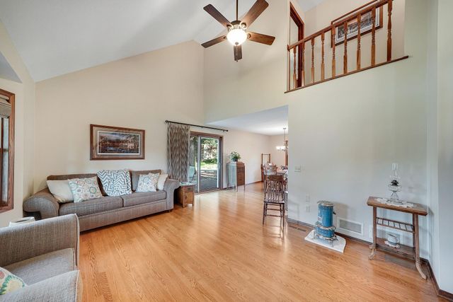5364 W 132nd Street, Savage, MN 55378