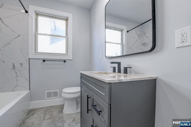 100 Arthur, Ridgefield Park, NJ 07660