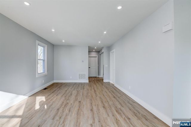 100 Arthur, Ridgefield Park, NJ 07660