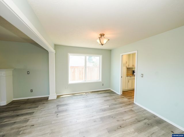 692 Burgundy Av NE, Keizer, OR 97303