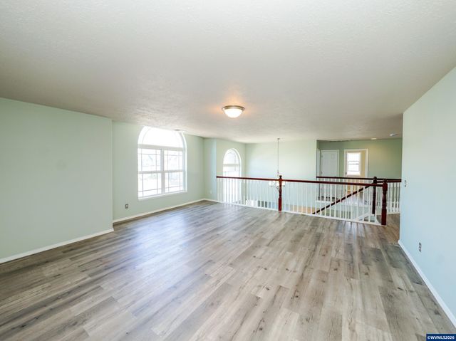 692 Burgundy Av NE, Keizer, OR 97303