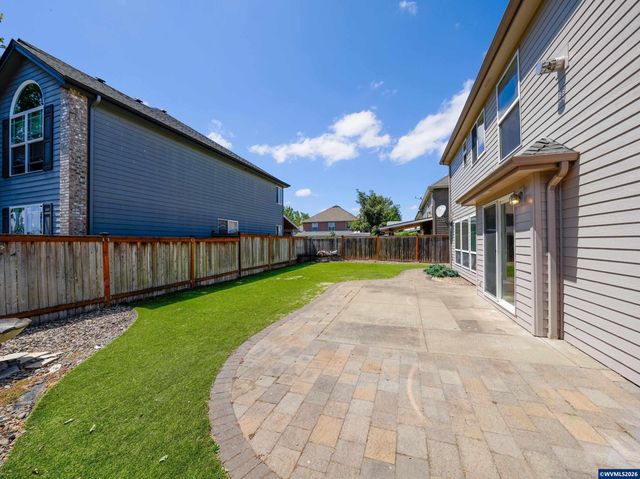 692 Burgundy Av NE, Keizer, OR 97303