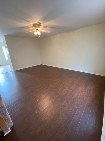 512 Patriot Park Ct Unit B, Clarksville, TN 37042