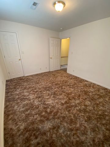 512 Patriot Park Ct Unit B, Clarksville, TN 37042