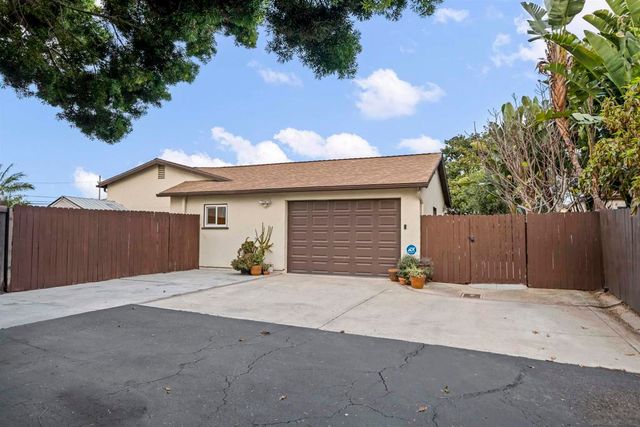 428 Village Dr, Chula Vista, CA 91911
