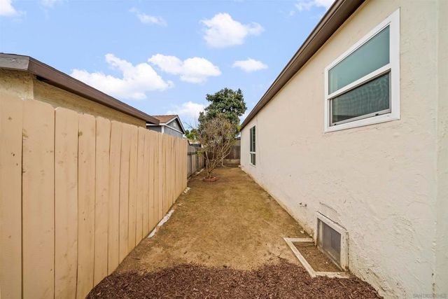 428 Village Dr, Chula Vista, CA 91911