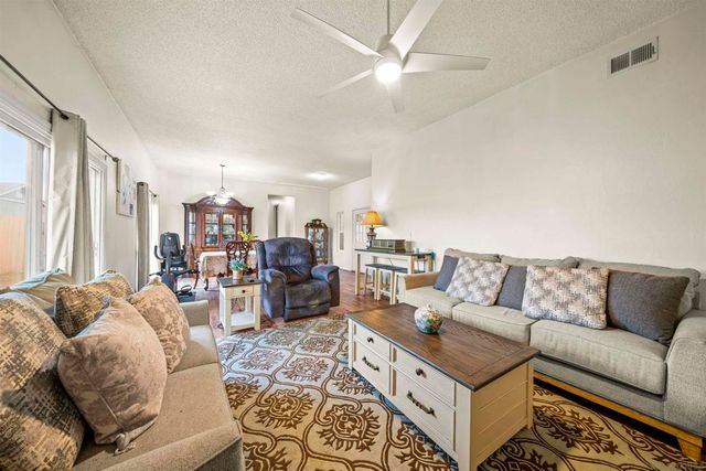 428 Village Dr, Chula Vista, CA 91911