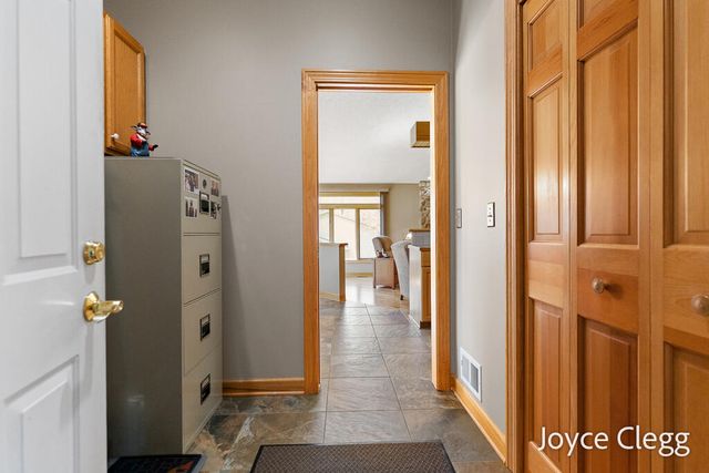 4596 Jack Pine Drive, Holland, MI 49423