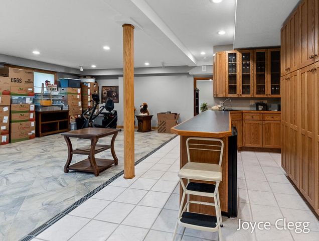 4596 Jack Pine Drive, Holland, MI 49423