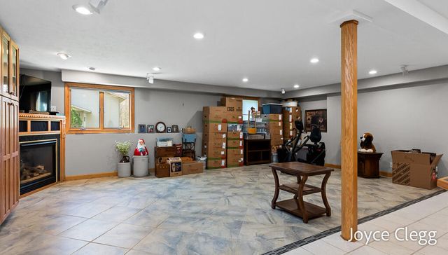 4596 Jack Pine Drive, Holland, MI 49423
