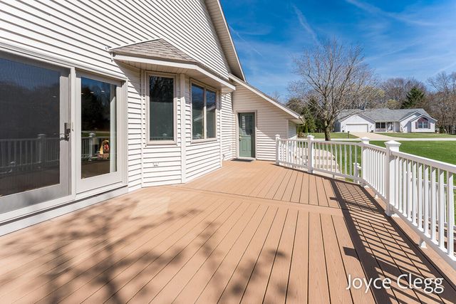 4596 Jack Pine Drive, Holland, MI 49423
