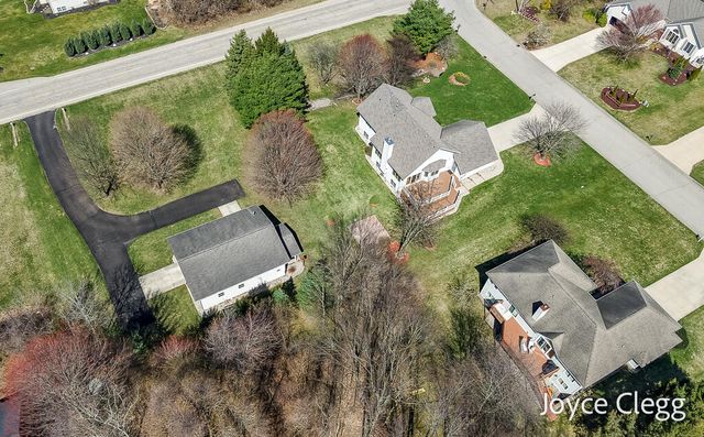4596 Jack Pine Drive, Holland, MI 49423