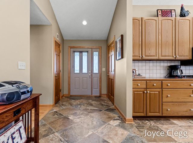 4596 Jack Pine Drive, Holland, MI 49423