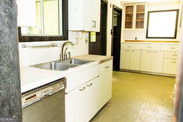 4015 Mcclatchey Circle NE, Atlanta, GA 30342