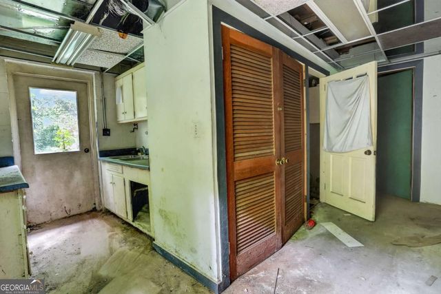 4015 Mcclatchey Circle NE, Atlanta, GA 30342