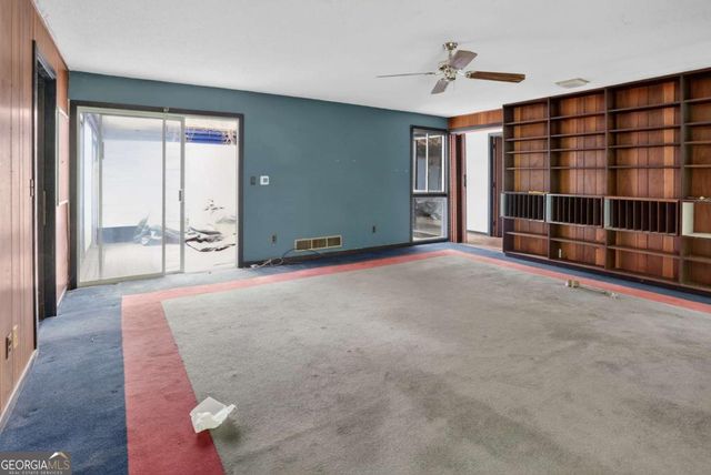 4015 Mcclatchey Circle NE, Atlanta, GA 30342