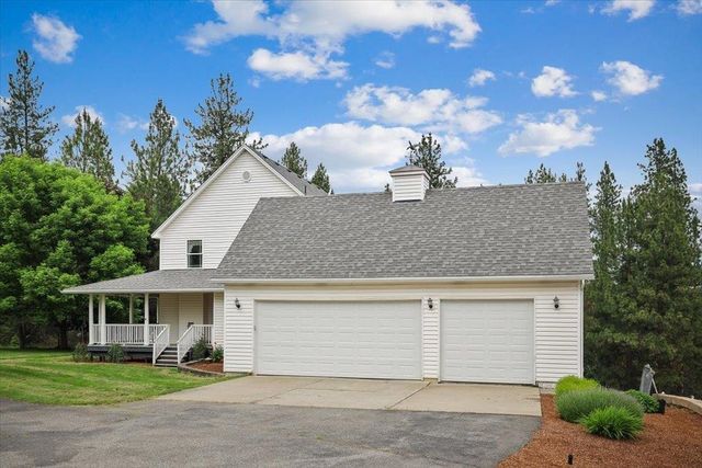 8704 N MALVERN Rd, Newman Lake, WA 99025
