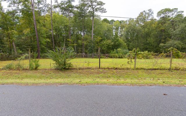 3 Poplar Circle B, Summerville, SC 29483