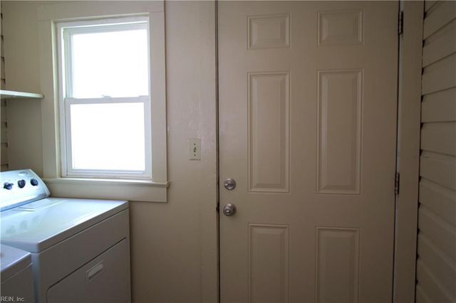 726 Hosier RD, Suffolk, VA 23434
