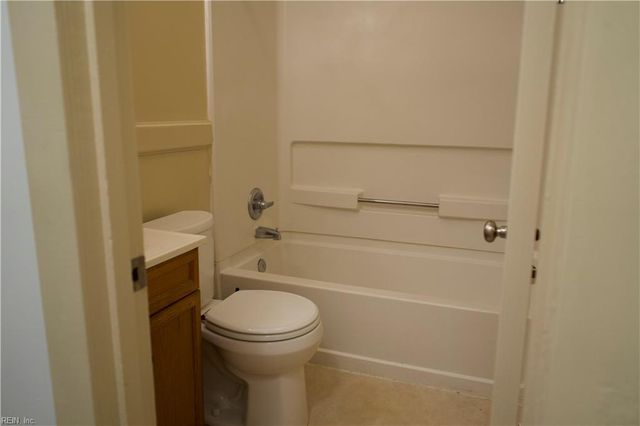 726 Hosier RD, Suffolk, VA 23434