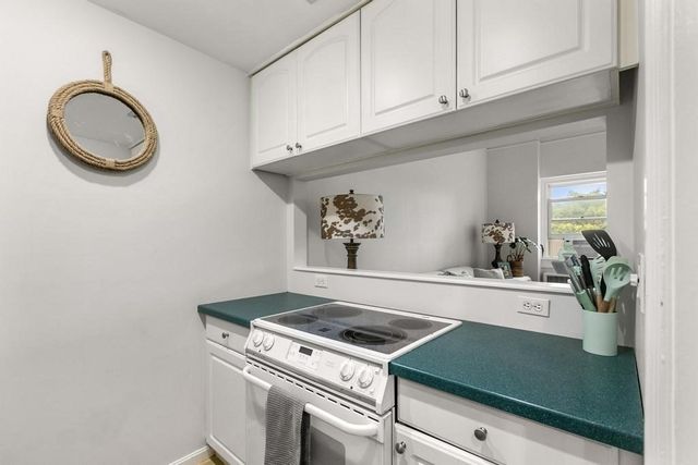 192 Beacon Street 2, Boston, MA 02116