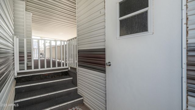 1017 Prospector Drive, Apache Junction, AZ 85119