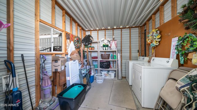 1017 Prospector Drive, Apache Junction, AZ 85119