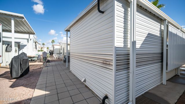 1017 Prospector Drive, Apache Junction, AZ 85119