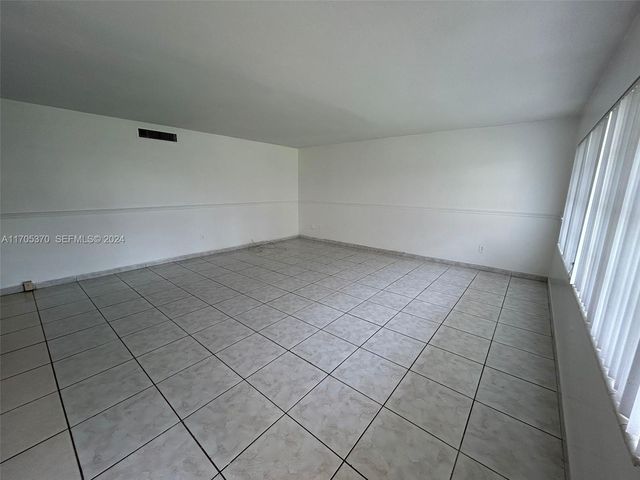 11855 NE 19th Drive 8, North Miami, FL 33181