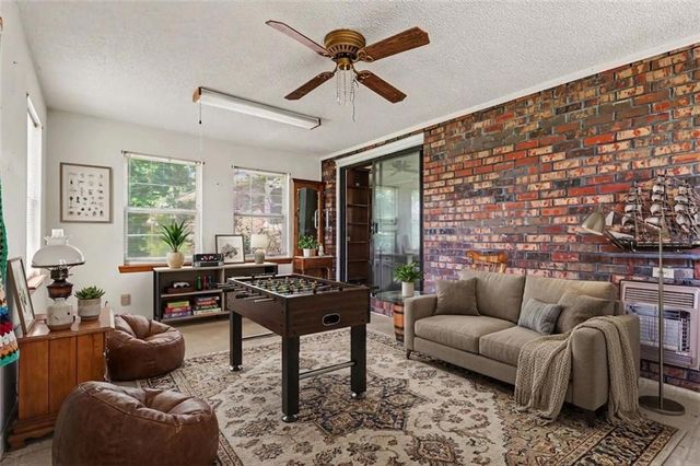 422 Bartson Street, Lavonia, GA 30553