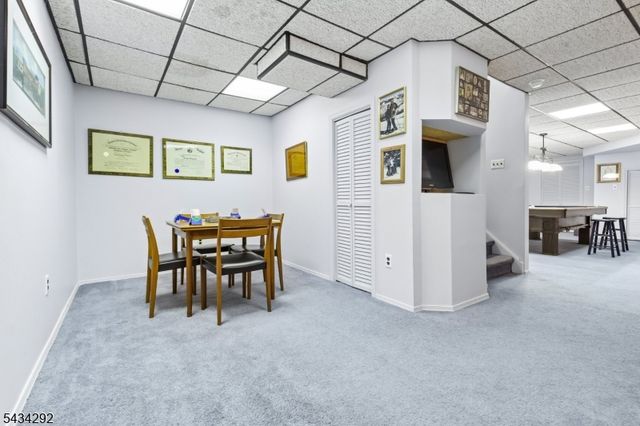 22 Woodcrest Dr, Morris Twp., NJ 07960