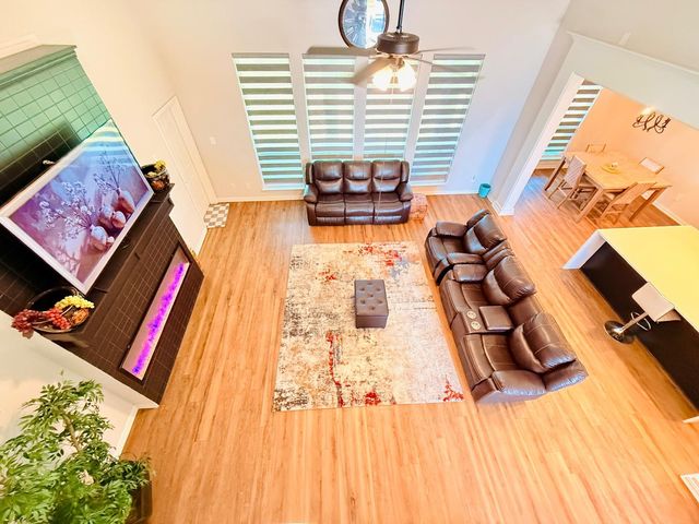 214 Tradd Street, Glenn Heights, TX 75154