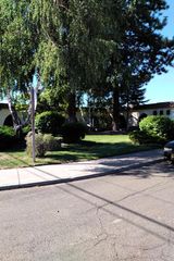 1627 NE 3rd Street STE 1, Bend, OR 97701