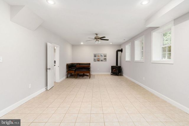 182 WOOD LANDING RD, Fredericksburg, VA 22405