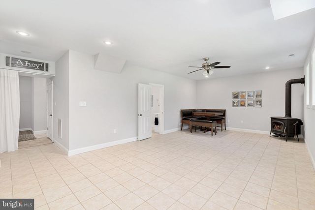 182 WOOD LANDING RD, Fredericksburg, VA 22405