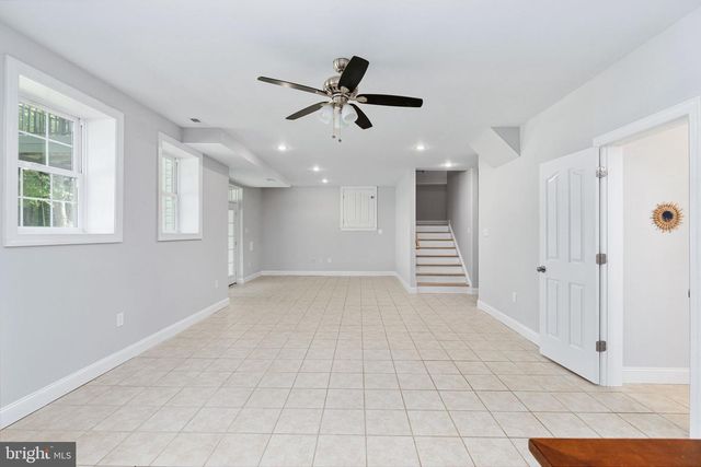 182 WOOD LANDING RD, Fredericksburg, VA 22405