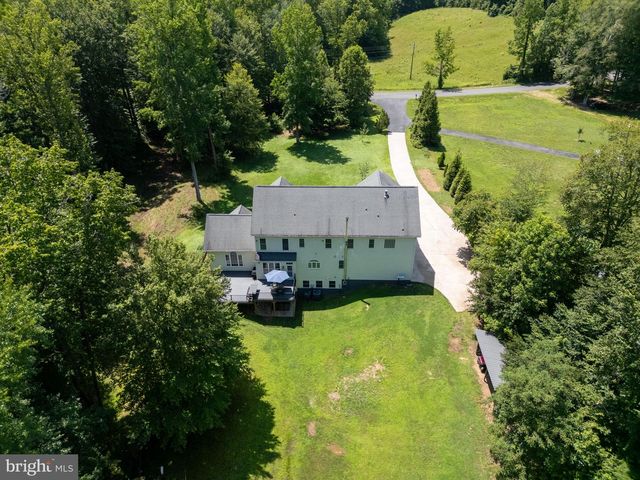 182 WOOD LANDING RD, Fredericksburg, VA 22405