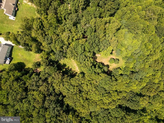 182 WOOD LANDING RD, Fredericksburg, VA 22405