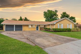 9412 Britton Circle, Oklahoma City, OK 73120